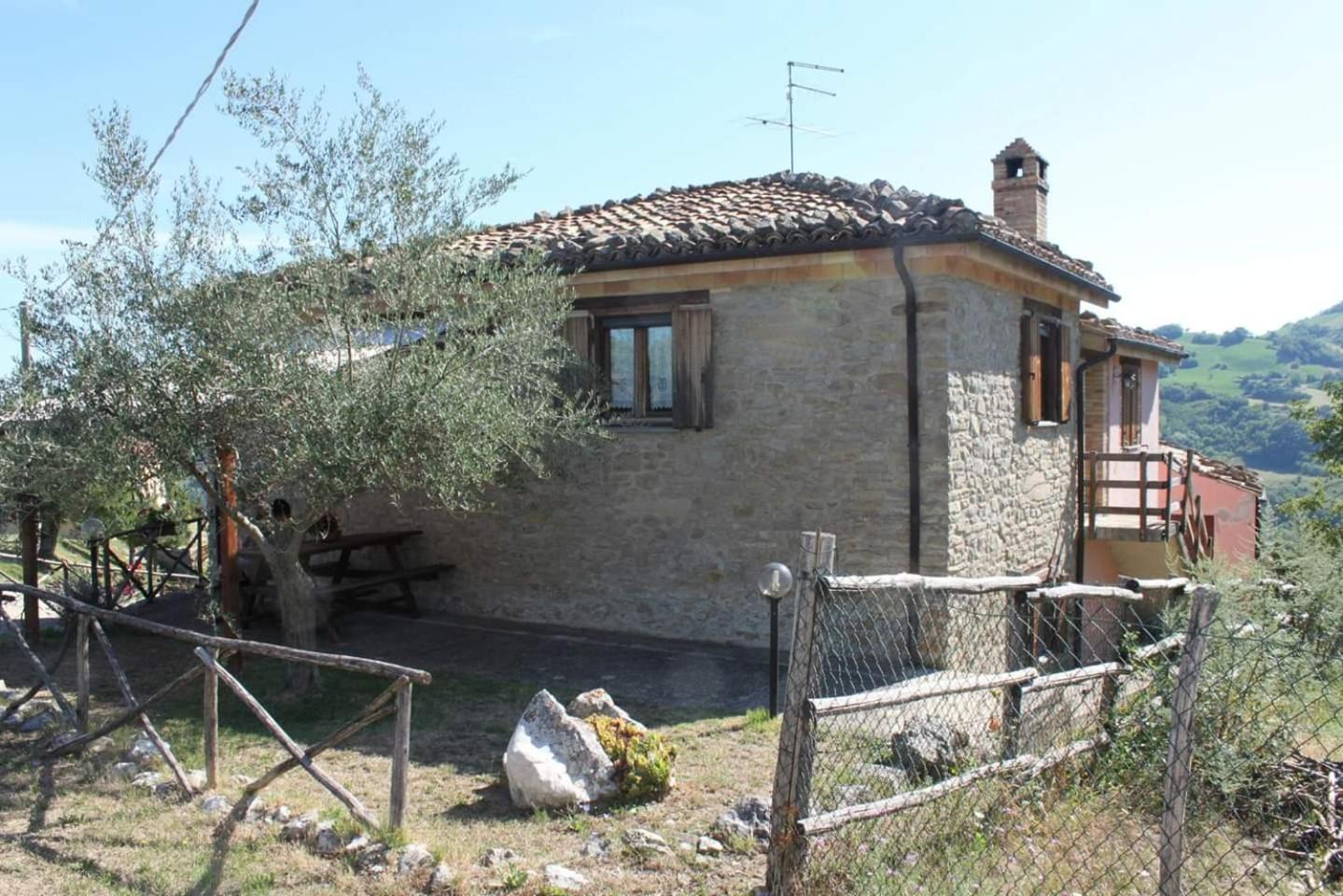 Villa La Via Del Parco à Arsita Extérieur photo